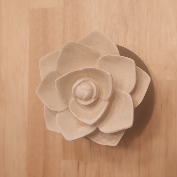 Party lite white bloom pil diffuser - Picture 2 of 4